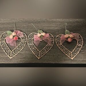 Set of 3 heart shaped floral sparkle ornaments